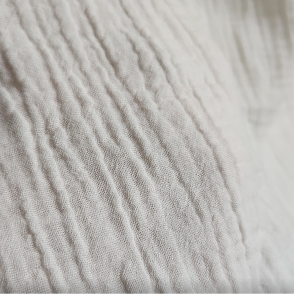 J. Crew ruffle trim blouse top gauzy cream sleeveless small - Picture 4 of 6